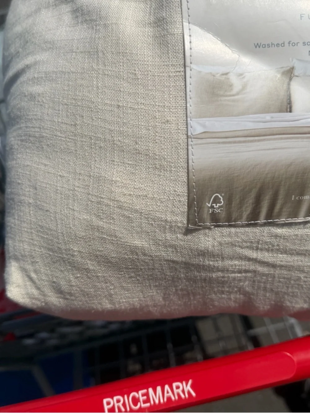 Casaluna Linen-Blend Comforter Set - Soft Cream queen new. 3 piece